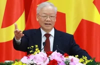 Tổng Bí thư Nguyễn Phú Trọng được trao tặng Huân chương Sao Vàng
