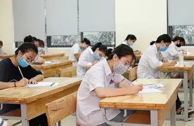 Tổ chức 2 đợt thi tốt nghiệp THPT quốc gia năm 2021