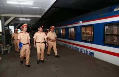 Quy định về công tác kiểm tra, xử lý vi phạm pháp luật trong lĩnh vực giao thông đường sắt của Cảnh sát giao thông